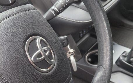 Toyota RAV4, 2019 год, 2 950 000 рублей, 12 фотография