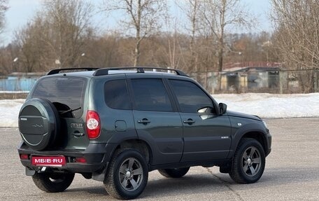 Chevrolet Niva I рестайлинг, 2018 год, 690 000 рублей, 6 фотография