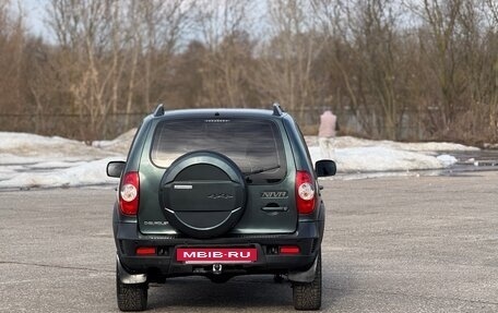 Chevrolet Niva I рестайлинг, 2018 год, 690 000 рублей, 5 фотография