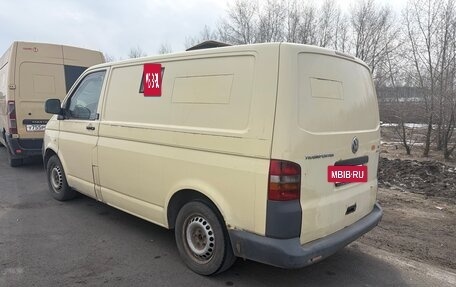 Volkswagen Caravelle T5, 2008 год, 650 000 рублей, 3 фотография