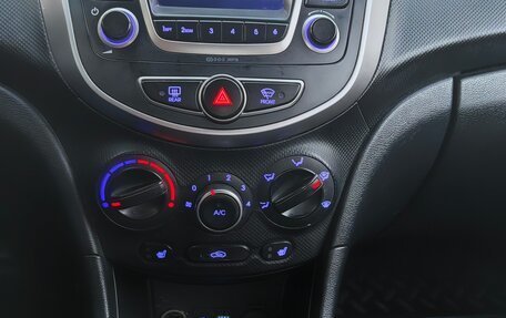 Hyundai Solaris II рестайлинг, 2014 год, 590 000 рублей, 10 фотография