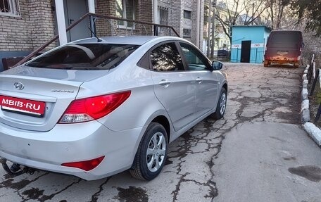 Hyundai Solaris II рестайлинг, 2014 год, 590 000 рублей, 5 фотография