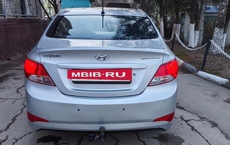 Hyundai Solaris II рестайлинг, 2014 год, 590 000 рублей, 4 фотография