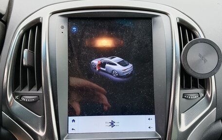 Opel Astra J, 2010 год, 550 000 рублей, 11 фотография