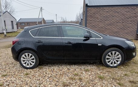 Opel Astra J, 2010 год, 550 000 рублей, 4 фотография
