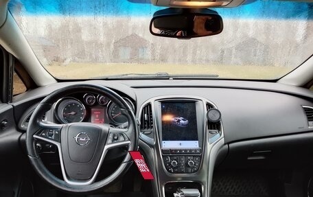 Opel Astra J, 2010 год, 550 000 рублей, 12 фотография