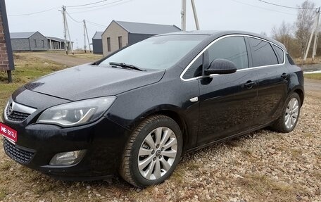 Opel Astra J, 2010 год, 550 000 рублей, 1 фотография