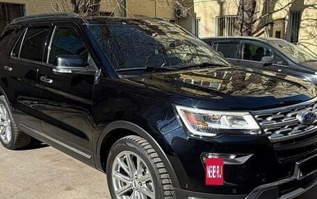 Ford Explorer VI, 2019 год, 4 200 000 рублей, 2 фотография