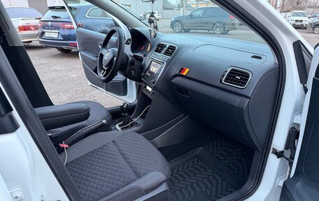 Volkswagen Polo VI (EU Market), 2018 год, 1 210 000 рублей, 18 фотография