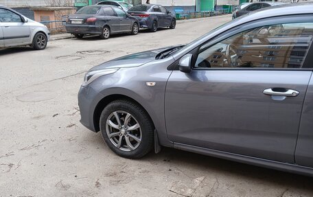 KIA Rio IV, 2019 год, 1 350 000 рублей, 2 фотография