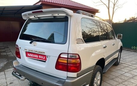 Toyota Land Cruiser 100 рестайлинг 2, 1999 год, 1 940 000 рублей, 3 фотография