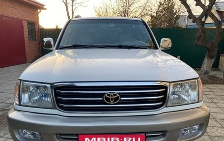 Toyota Land Cruiser 100 рестайлинг 2, 1999 год, 1 940 000 рублей, 7 фотография