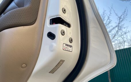 Toyota Land Cruiser 100 рестайлинг 2, 1999 год, 1 940 000 рублей, 17 фотография