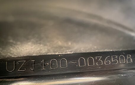 Toyota Land Cruiser 100 рестайлинг 2, 1999 год, 1 940 000 рублей, 40 фотография