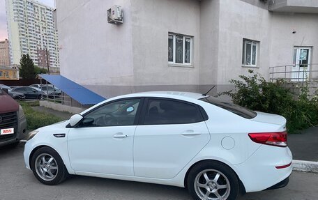 KIA Rio III рестайлинг, 2016 год, 1 000 000 рублей, 2 фотография