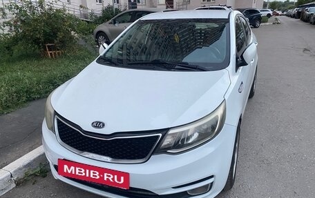 KIA Rio III рестайлинг, 2016 год, 1 000 000 рублей, 3 фотография