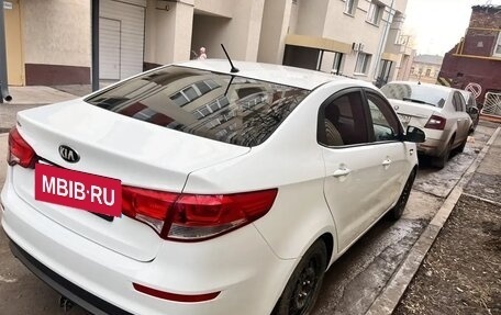 KIA Rio III рестайлинг, 2016 год, 1 000 000 рублей, 9 фотография