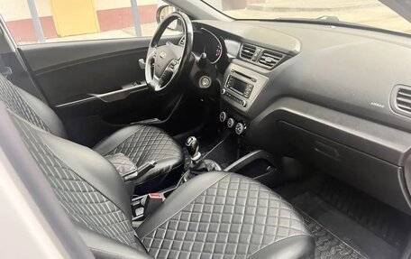 KIA Rio III рестайлинг, 2016 год, 1 000 000 рублей, 21 фотография