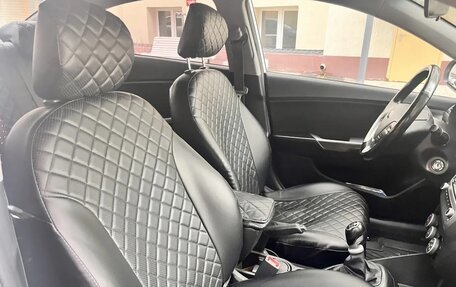 KIA Rio III рестайлинг, 2016 год, 1 000 000 рублей, 22 фотография