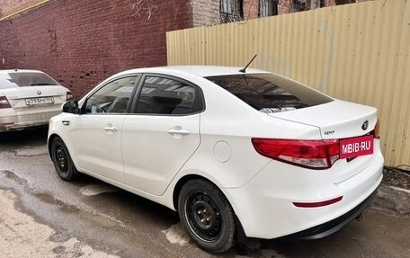 KIA Rio III рестайлинг, 2016 год, 1 000 000 рублей, 12 фотография