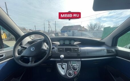 Fiat Ulysse II, 2004 год, 680 000 рублей, 6 фотография