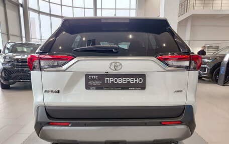 Toyota RAV4, 2020 год, 3 250 000 рублей, 7 фотография