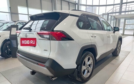 Toyota RAV4, 2020 год, 3 250 000 рублей, 6 фотография