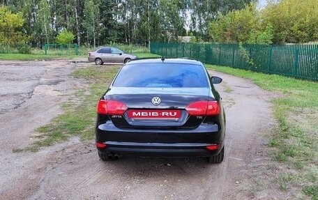 Volkswagen Jetta VI, 2013 год, 915 000 рублей, 9 фотография