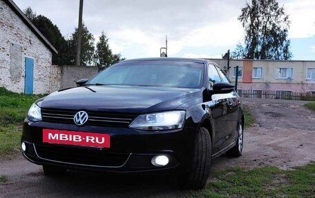 Volkswagen Jetta VI, 2013 год, 915 000 рублей, 18 фотография