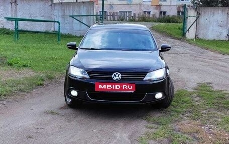 Volkswagen Jetta VI, 2013 год, 915 000 рублей, 23 фотография
