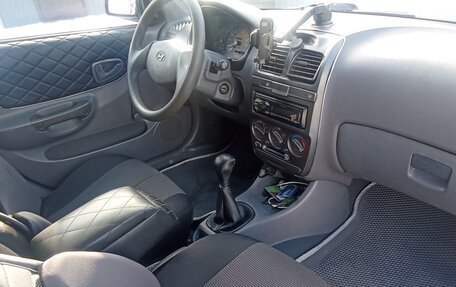 Hyundai Accent II, 2005 год, 350 000 рублей, 6 фотография