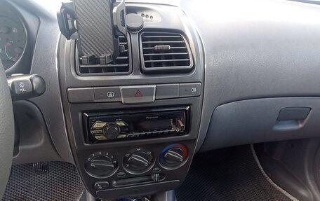 Hyundai Accent II, 2005 год, 350 000 рублей, 8 фотография