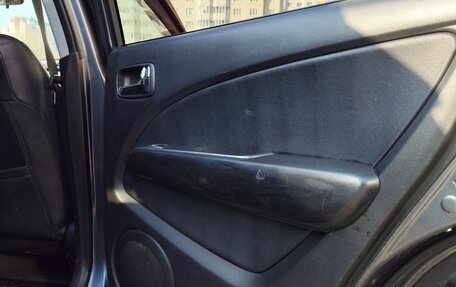 Mitsubishi Outlander III рестайлинг 3, 2006 год, 690 000 рублей, 6 фотография