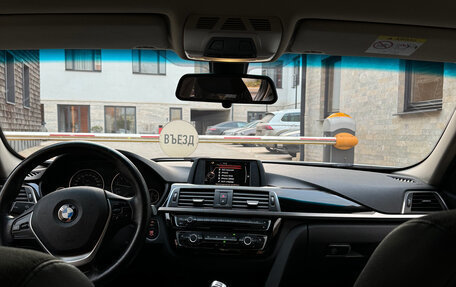 BMW 3 серия, 2017 год, 1 880 000 рублей, 2 фотография