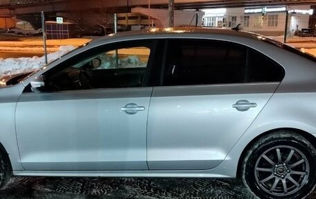 Volkswagen Jetta VI, 2011 год, 800 000 рублей, 4 фотография