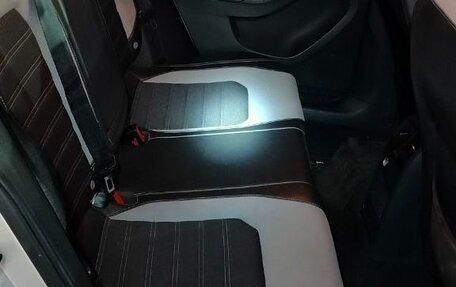 Volkswagen Jetta VI, 2011 год, 800 000 рублей, 6 фотография