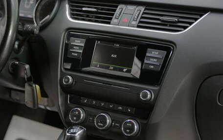 Skoda Octavia, 2017 год, 1 375 000 рублей, 8 фотография