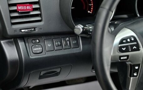 Toyota Highlander III, 2012 год, 1 565 000 рублей, 6 фотография