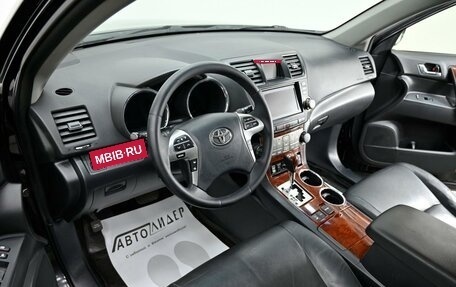 Toyota Highlander III, 2012 год, 1 565 000 рублей, 8 фотография