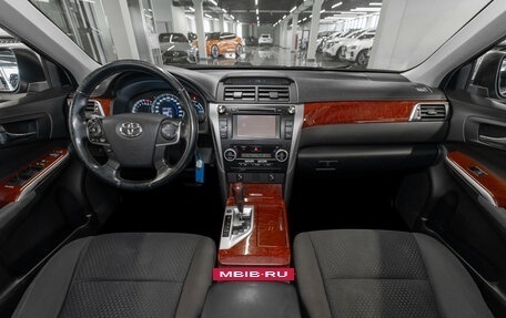 Toyota Camry, 2013 год, 1 590 000 рублей, 8 фотография