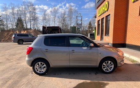 Skoda Fabia II, 2014 год, 850 000 рублей, 4 фотография