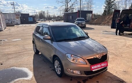 Skoda Fabia II, 2014 год, 850 000 рублей, 3 фотография