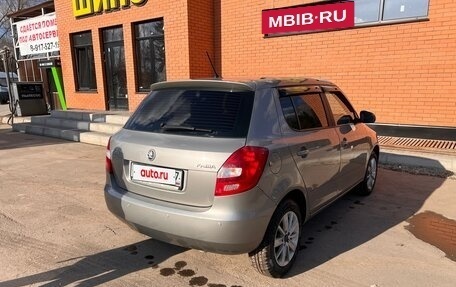Skoda Fabia II, 2014 год, 850 000 рублей, 5 фотография