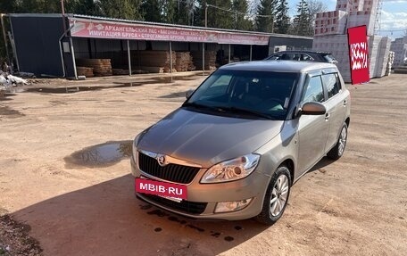 Skoda Fabia II, 2014 год, 850 000 рублей, 2 фотография