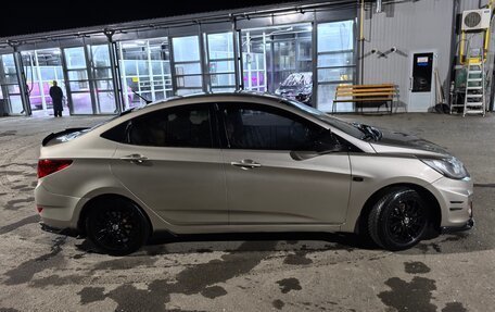 Hyundai Solaris II рестайлинг, 2013 год, 980 000 рублей, 9 фотография