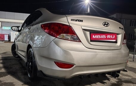 Hyundai Solaris II рестайлинг, 2013 год, 980 000 рублей, 5 фотография