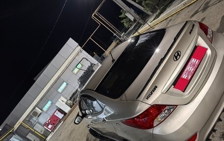 Hyundai Solaris II рестайлинг, 2013 год, 980 000 рублей, 4 фотография