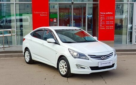 Hyundai Solaris II рестайлинг, 2016 год, 899 000 рублей, 3 фотография