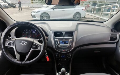 Hyundai Solaris II рестайлинг, 2016 год, 899 000 рублей, 15 фотография