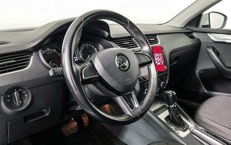 Skoda Octavia, 2018 год, 1 677 000 рублей, 13 фотография